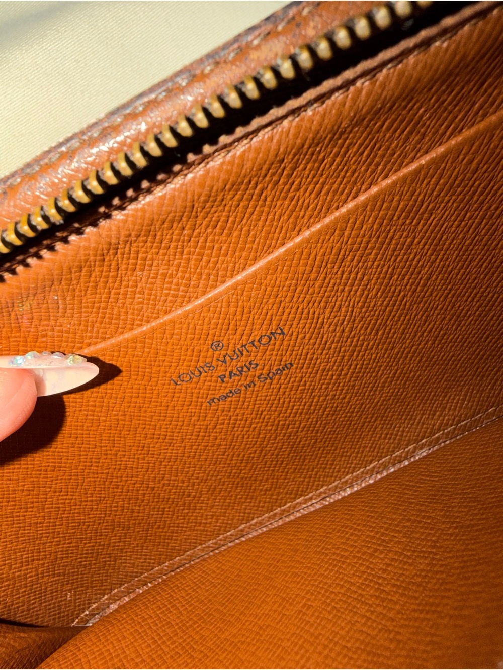 Louis Vuitton Monogram Brown and Gold Continental Wallet - Picture 9 of 9